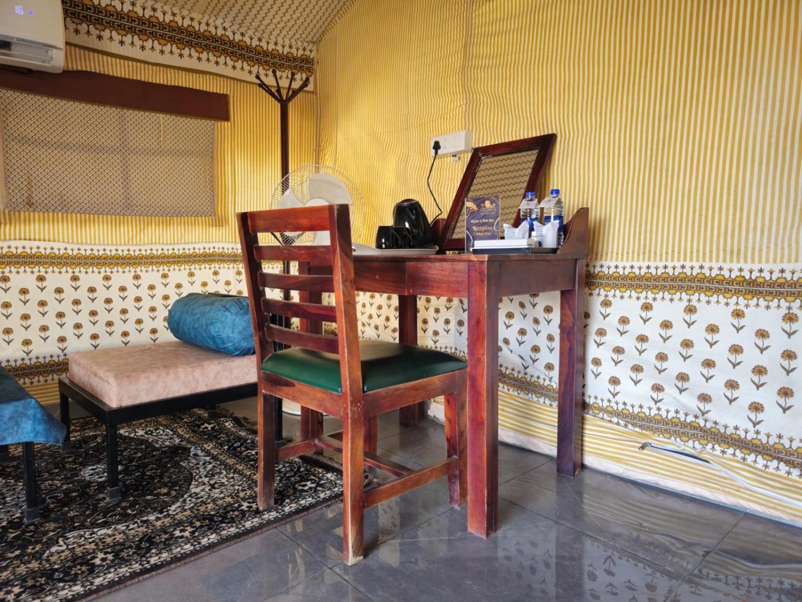 Riverview Tent Resort Kevadia 部屋 写真