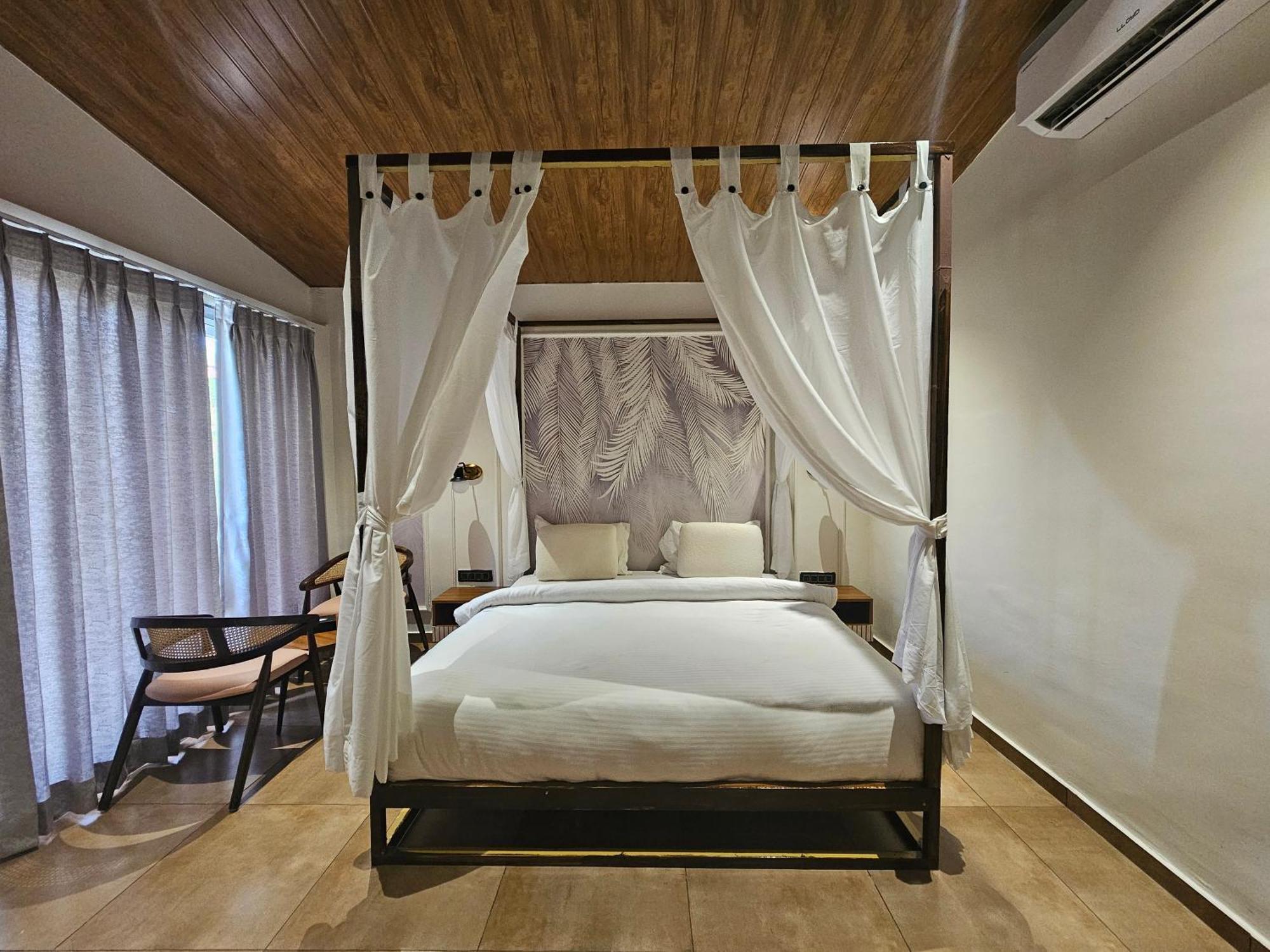 Riverview Tent Resort Kevadia エクステリア 写真